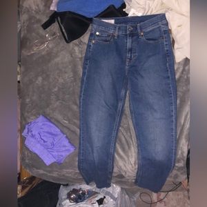 Blue relaxed jeans
